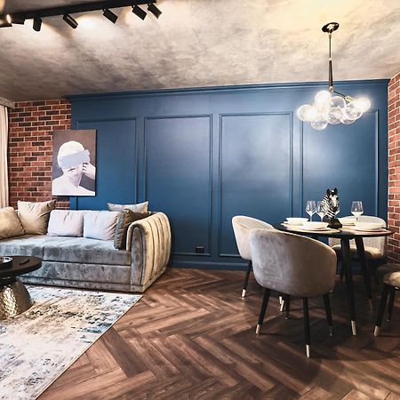 Harley Quinn Apartment Bucharest Luaran gambar