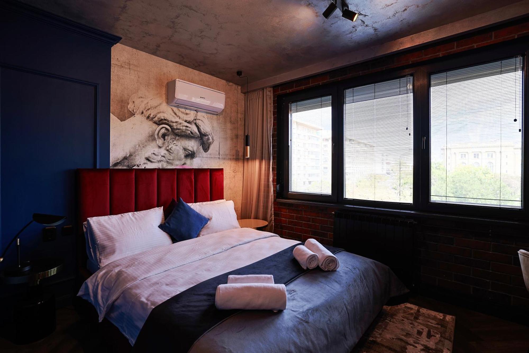 Harley Quinn Apartment Bucharest Luaran gambar
